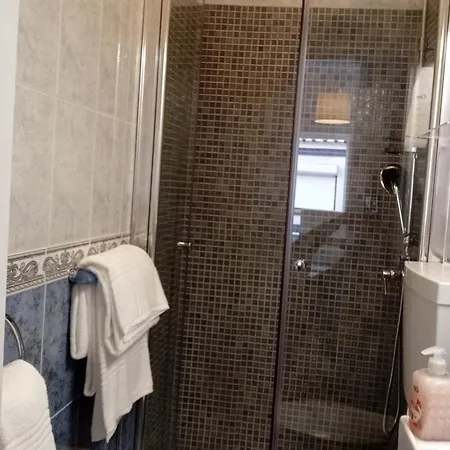 Luxe tent Chalas Bedroom